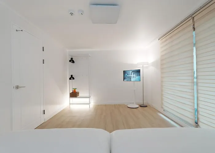 메이트프로젝트 #mateproject #2r4qb #seongsu #kspo #5 Minutes From Konkuk Station #common Ground #hangang Park #netflix *