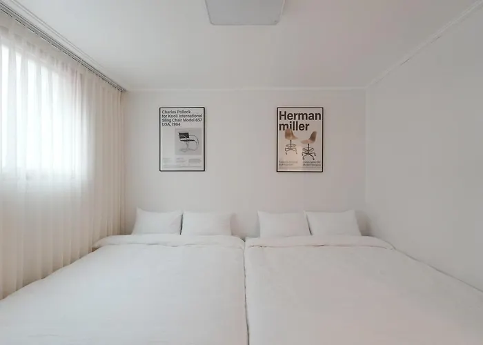 Apartment 메이트프로젝트 #mateproject #2r4qb #seongsu #kspo #5 Minutes From Konkuk Station #common Ground #hangang Park #netflix *